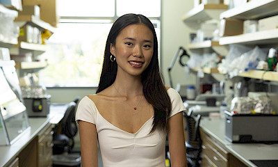 Photo illustrating Hunter Jung, Layfayette Fellow: Before Med School, A Year in Paris